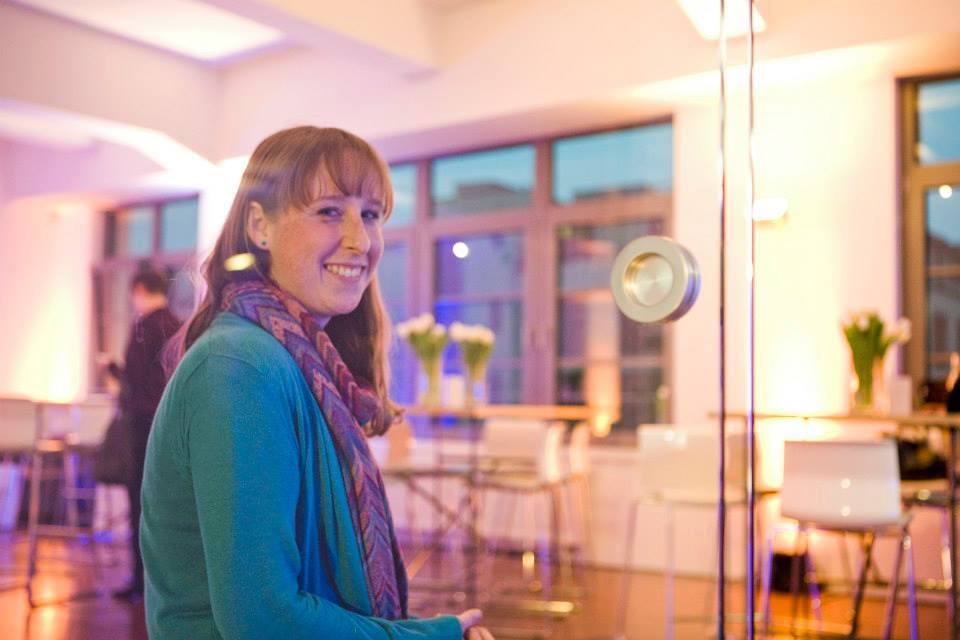 Charlotte im social impact lab Frankfurt. Foto: Birte Filmer